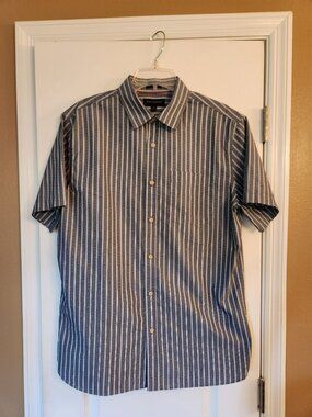 Banana Republic Mens Short Sleeve Shirt Size Large Blue/White